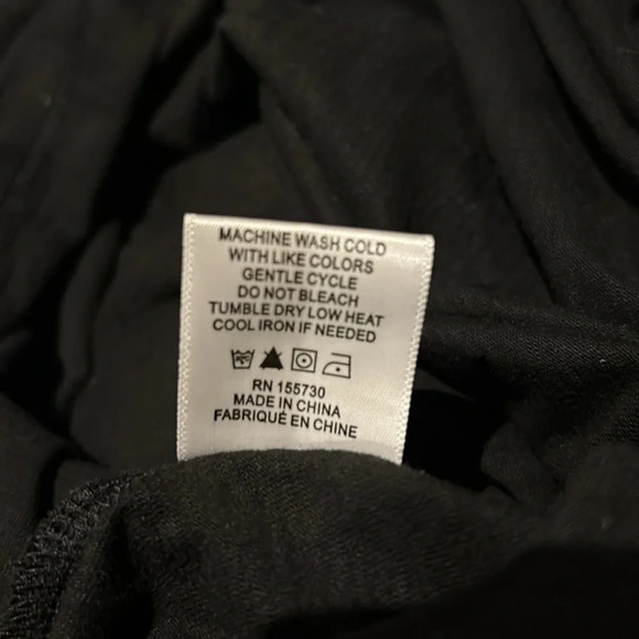 Jane and Delancey Black cotton  crew neck puff lace sleeves top Sz L - Picture 9 of 11